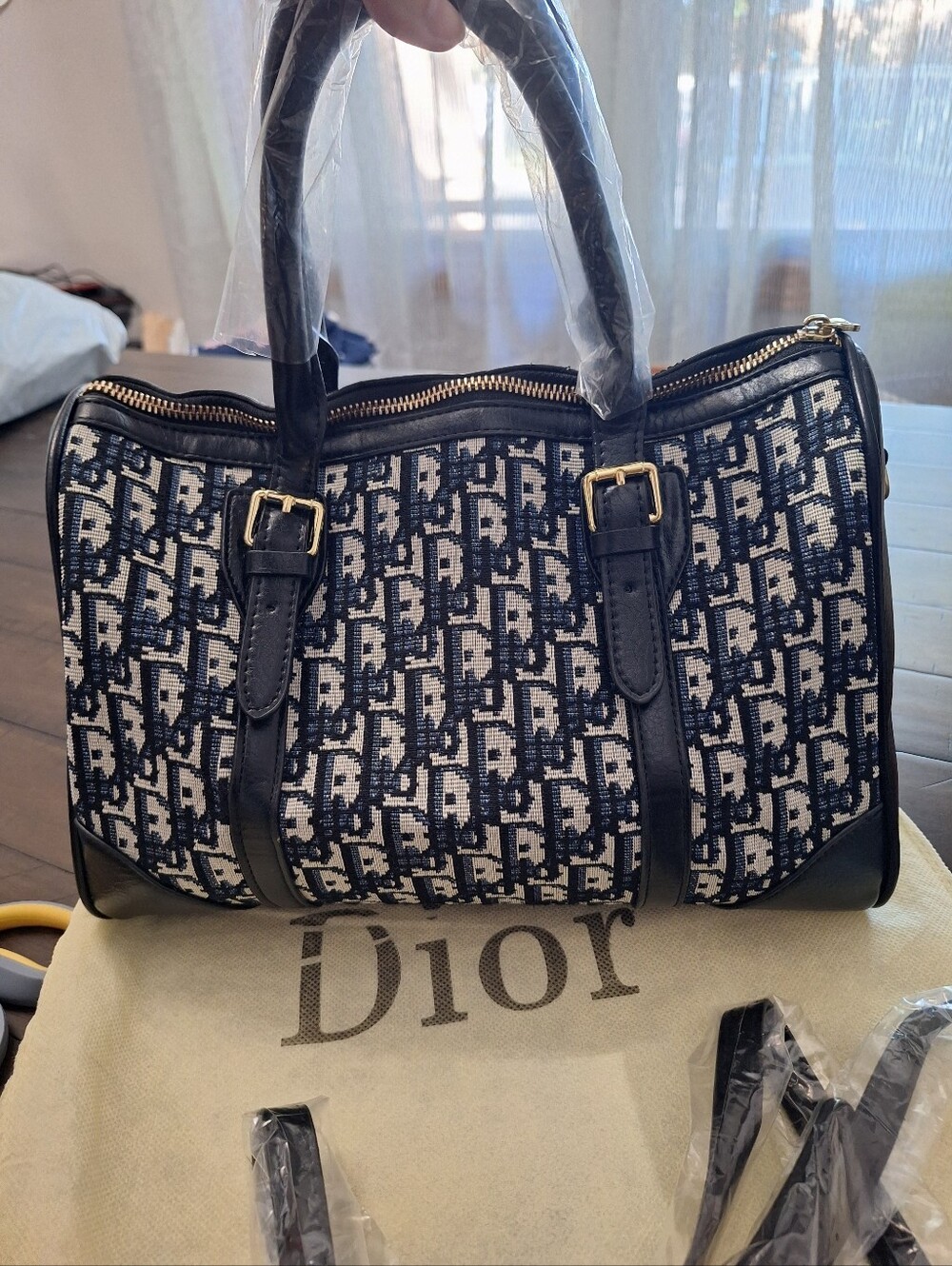 New Navy & White Satchel - Picture 4 of 7